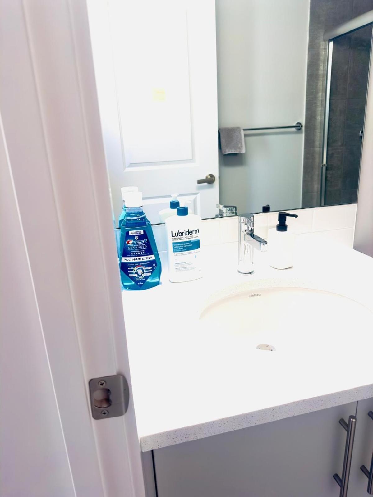 Private Room Minutes To Calgary Airport Yyc, Downtown, Banff 외부 사진